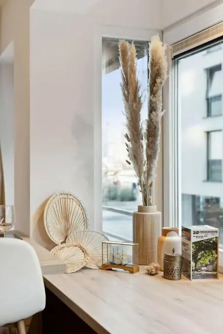 Albane - Modern 2 Slaapkamer Appartement Ostend 0*,