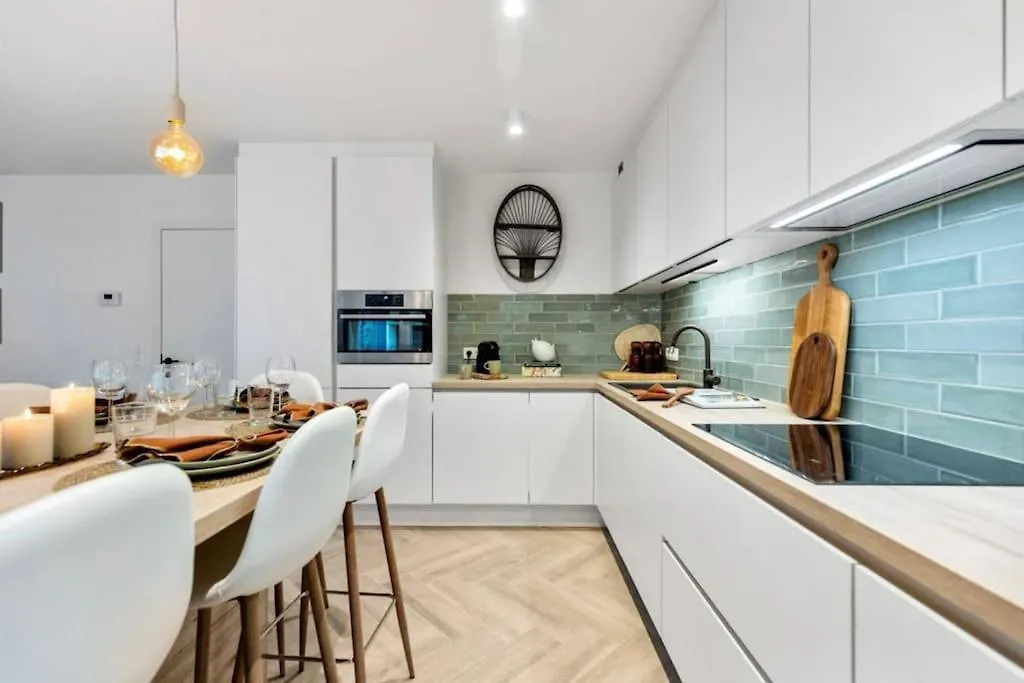 Albane - Modern 2 Slaapkamer Appartement Ostend Belgium